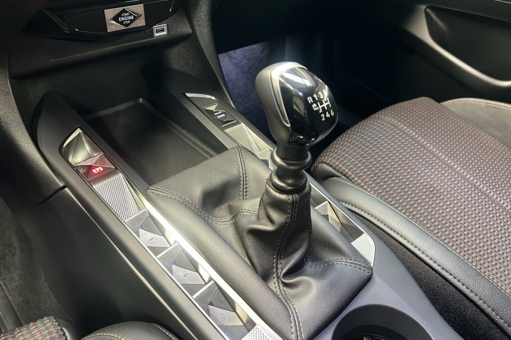 DS DS3 PureTech 100 BVM6 Performance Line - ref: 1-378599 - Photo 16