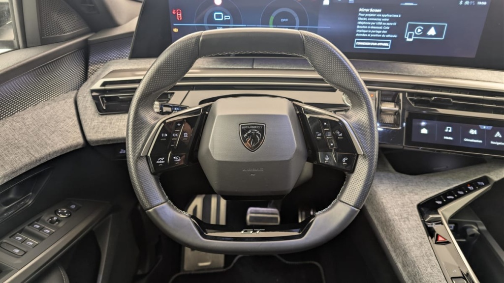 PEUGEOT 3008 Hybrid 145 e-DCS6 GT - ref: 1-378631 - Photo 14