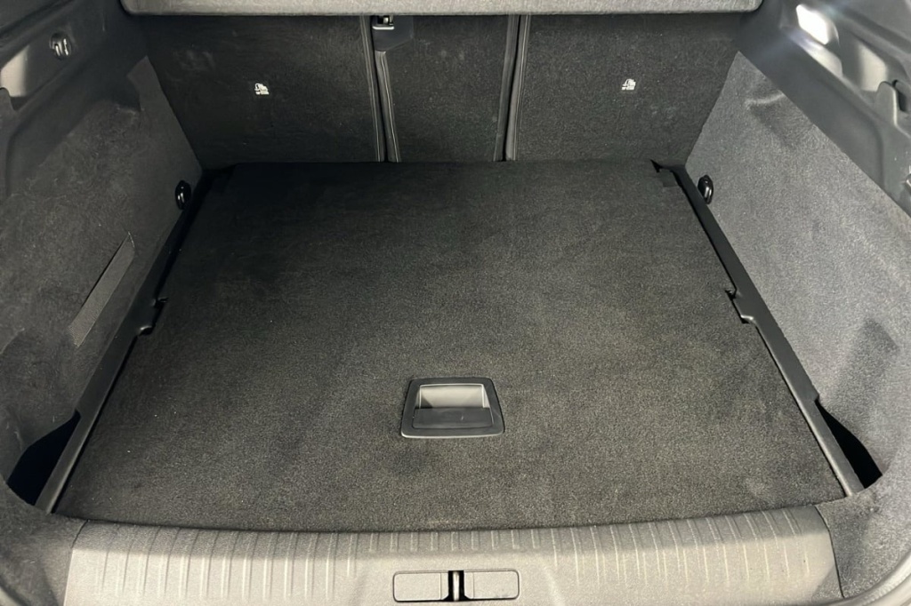 PEUGEOT 3008 Hybrid 145 e-DCS6 GT - ref: 1-378639 - Photo 11