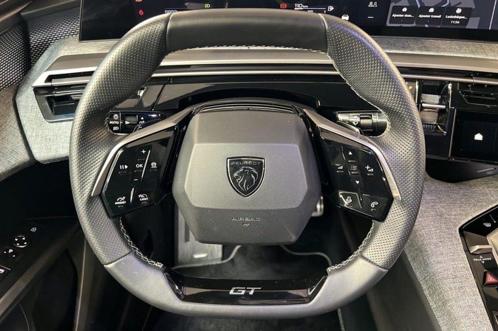 PEUGEOT 3008 Hybrid 145 e-DCS6 GT - ref: 1-378639 - Photo 14