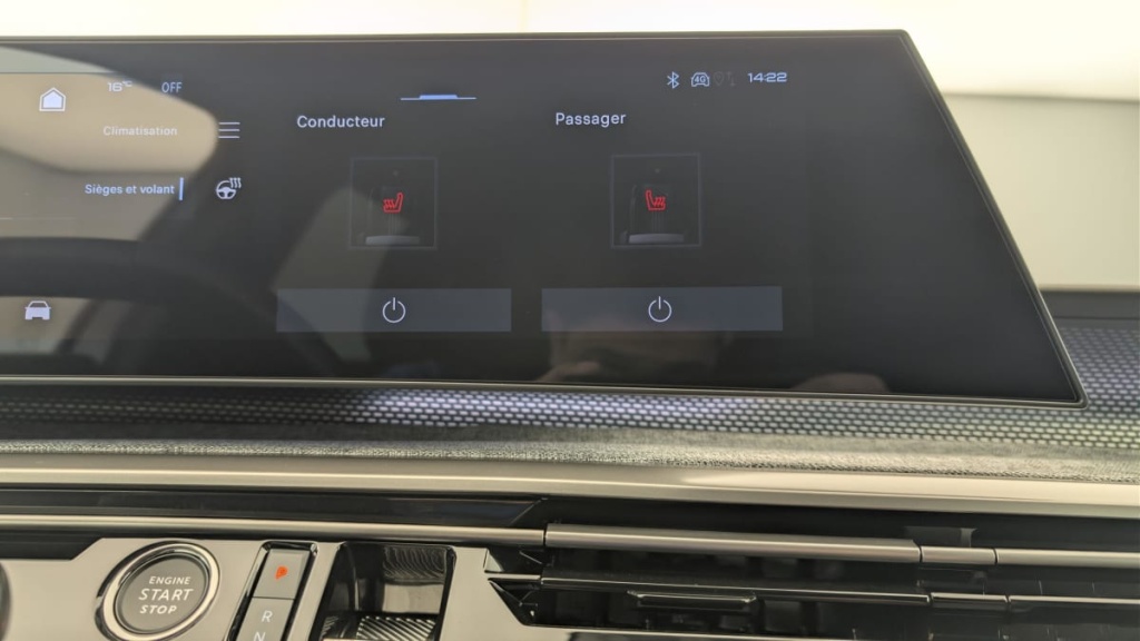 PEUGEOT 3008 Hybrid 145 e-DCS6 GT - ref: 1-378640 - Photo 20