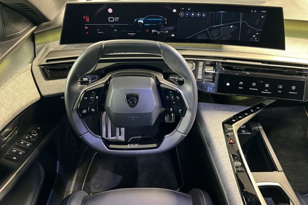 PEUGEOT 3008 Hybrid 145 e-DCS6 GT - ref: 1-378642 - Photo 13