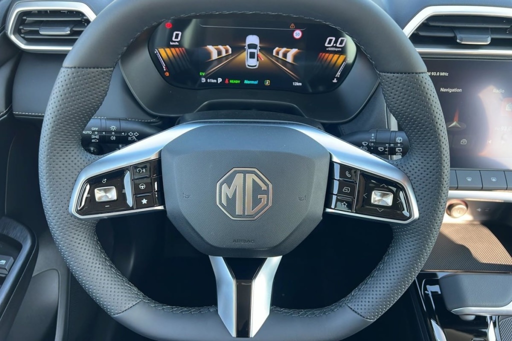 MG ZS 1.5 L Hybrid+ 197 ch Luxury - ref: 1-378697 - Photo 14