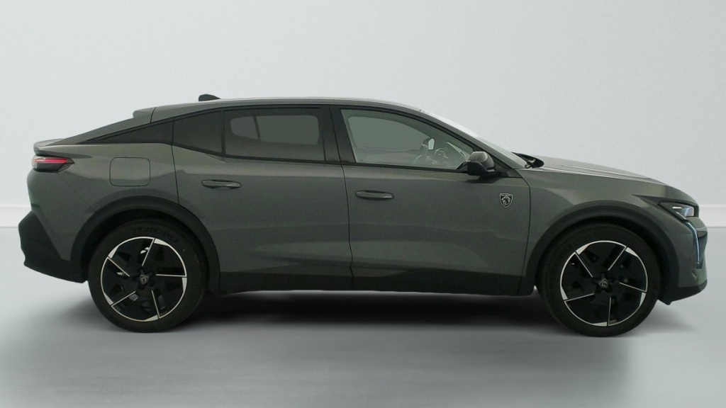 PEUGEOT 408 Hybrid 145 e-DCS6 GT - ref: 1-378857 - Photo 8