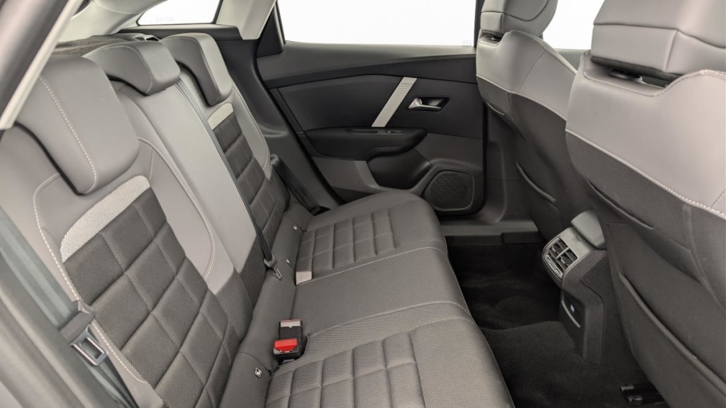 CITROEN C4 PureTech 130 EAT8 Plus - ref: 1-378887 - Photo 10