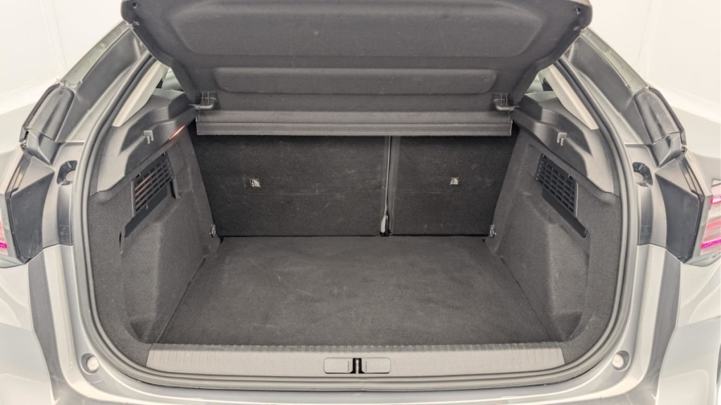 CITROEN C4 PureTech 130 EAT8 Plus - ref: 1-378887 - Photo 11