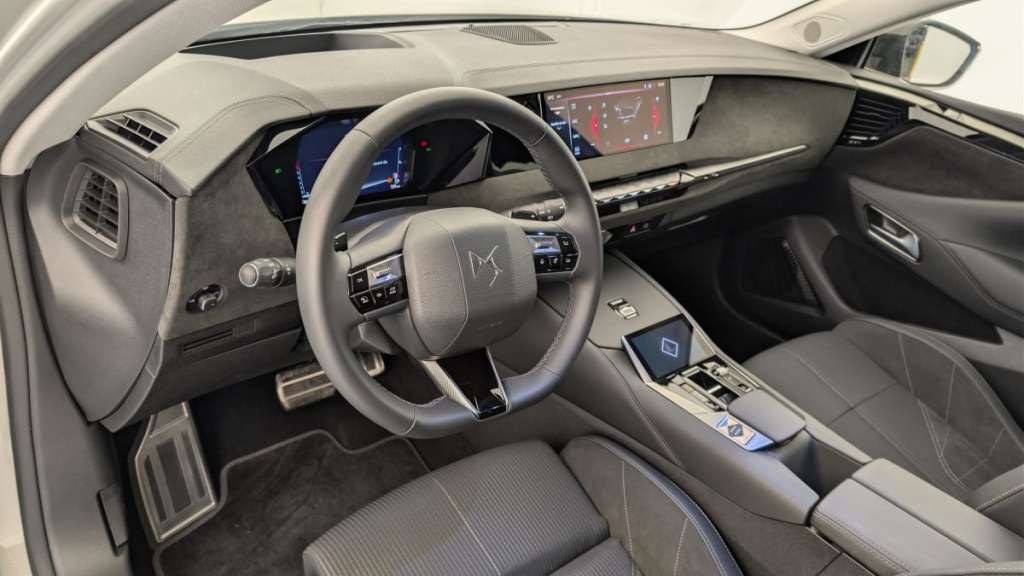 DS DS4 BlueHDi 130 EAT8 Etoile - Alcantara - ref: 1-378944 - Photo 15