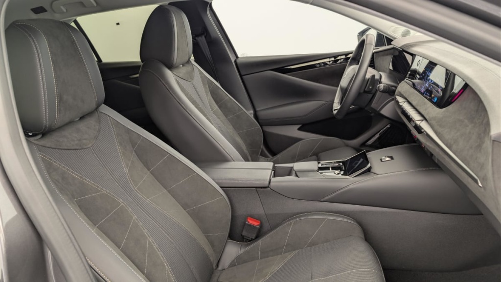 DS DS4 BlueHDi 130 EAT8 Etoile - Alcantara - ref: 1-378948 - Photo 9