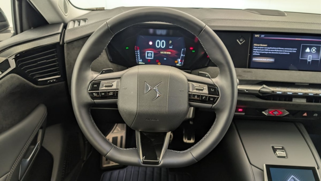 DS DS4 BlueHDi 130 EAT8 Etoile - Alcantara - ref: 1-378951 - Photo 14