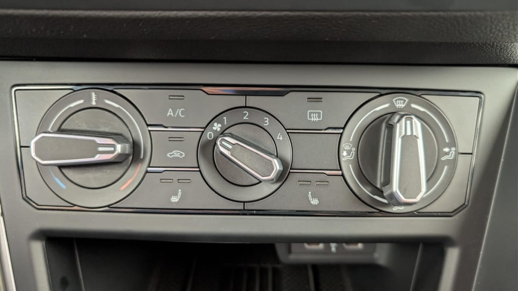 VOLKSWAGEN Polo 1.0 MPI 80 S S BVM5 - ref: 1-378978 - Photo 19