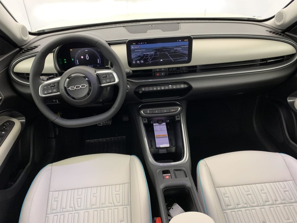 FIAT 600 T-Gen 3 1.2 Hybrid 110ch eDCT6 La Prima - ref: 1-378984 - Photo 14