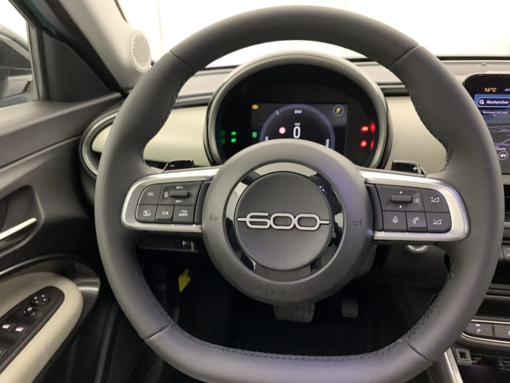 FIAT 600 T-Gen 3 1.2 Hybrid 110ch eDCT6 La Prima - ref: 1-378993 - Photo 16