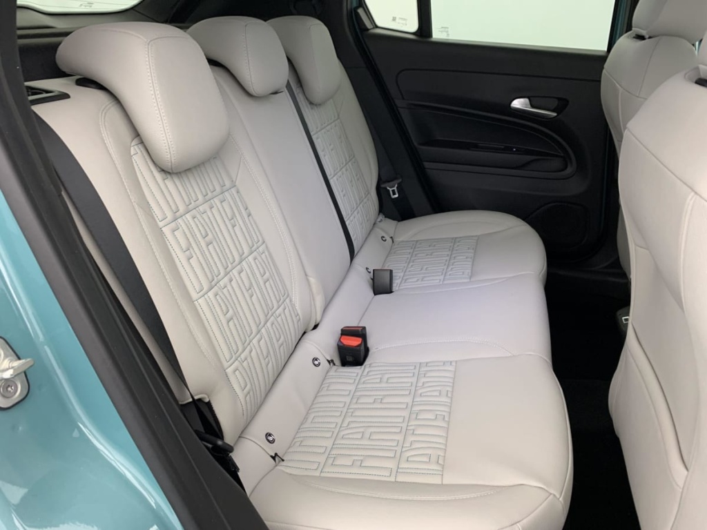 FIAT 600 T-Gen 3 1.2 Hybrid 110ch eDCT6 La Prima - ref: 1-378996 - Photo 10