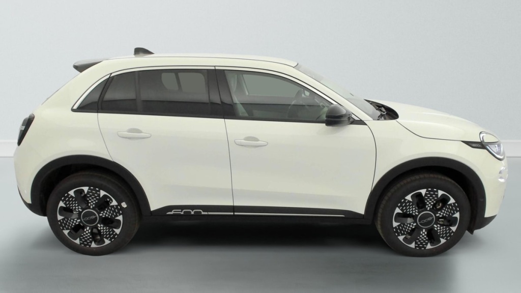 FIAT 600 T-Gen 3 1.2 Hybrid 145ch eDCT6 La Prima - ref: 1-379003 - Photo 8