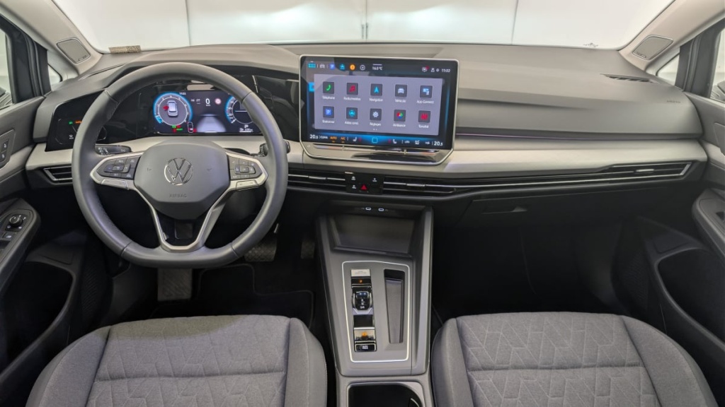 VOLKSWAGEN Golf 1.5 eTSI EVO2 116 DSG7 Life Plus - ref: 1-379034 - Photo 13