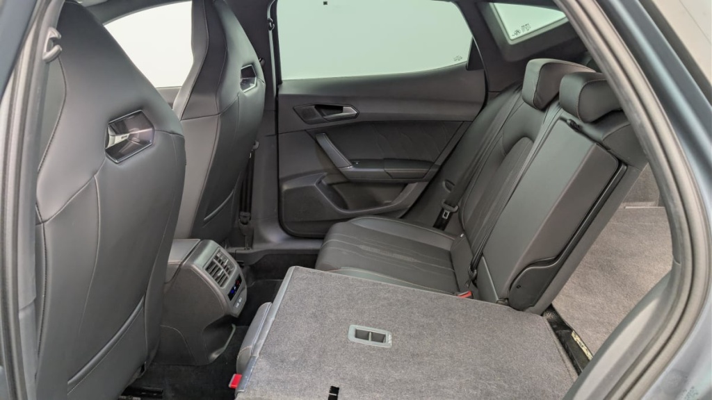 CUPRA Formentor 1.4 e-HYBRID 204 ch DSG6 V - ref: 1-379035 - Photo 12