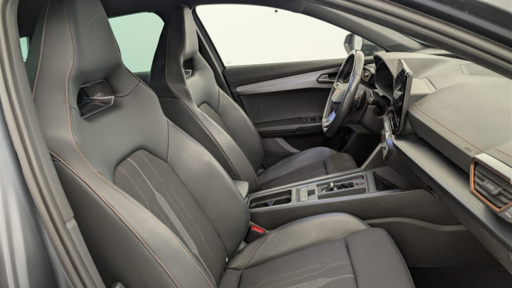 CUPRA Formentor 1.4 e-HYBRID 204 ch DSG6 V - ref: 1-379035 - Photo 9