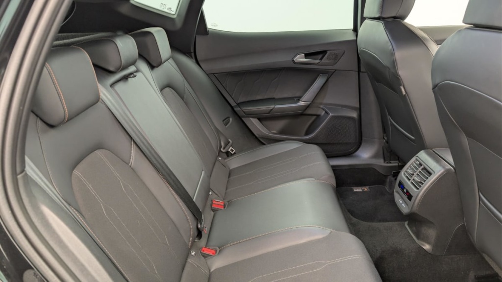 CUPRA Formentor 1.4 e-HYBRID 204 ch DSG6 Business Edition - ref: 1-379040 - Photo 10