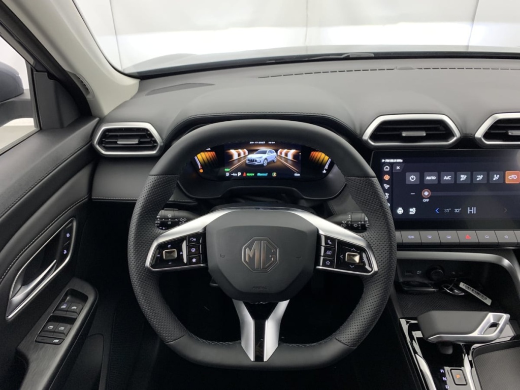 MG ZS 1.5 L Hybrid+ 197 ch Luxury - ref: 1-379198 - Photo 15