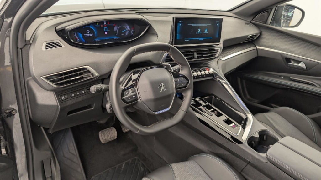 PEUGEOT 5008 Hybrid 136 e-DCS6 Allure Pack - ref: 1-379232 - Photo 15