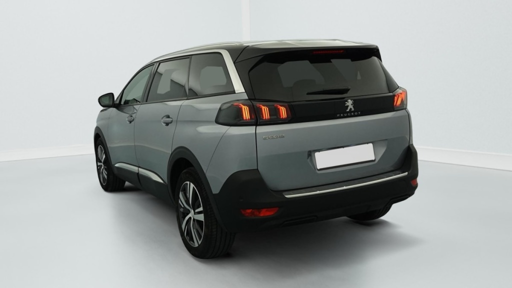 PEUGEOT 5008 Hybrid 136 e-DCS6 Allure Pack - ref: 1-379241 - Photo 5