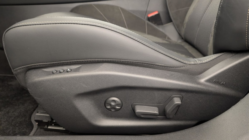 DS DS4 Hybride 145 e-DCT6 Etoile - Alcantara - ref: 1-379327 - Photo 20