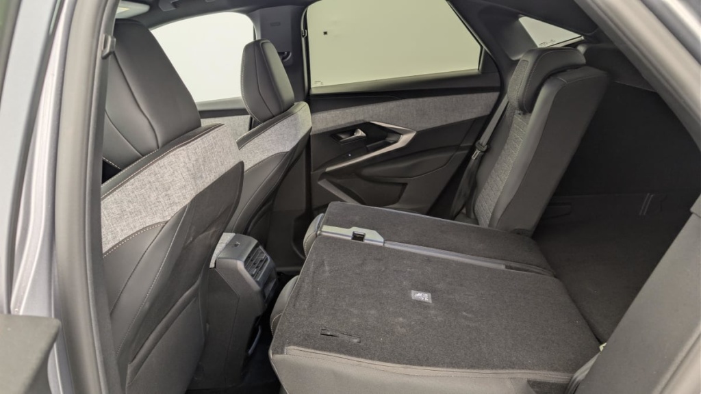 PEUGEOT 3008 Hybrid 145 e-DCS6 Allure - ref: 1-379462 - Photo 12