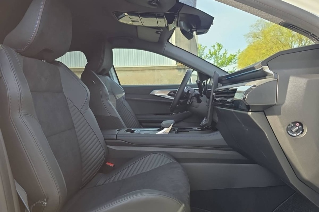 RENAULT Rafale E-Tech full hybrid 200ch esprit Alpine - ref: 1-379680 - Photo 9