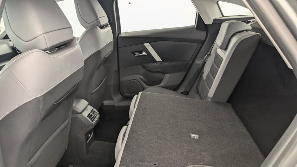 CITROEN C4 PureTech 130 EAT8 Plus - ref: 1-379708 - Photo 12