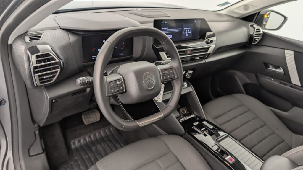 CITROEN C4 PureTech 130 EAT8 Plus - ref: 1-379710 - Photo 15