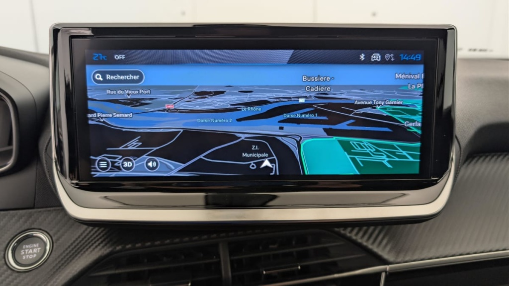 PEUGEOT 2008 Hybrid 145 e-DCS6 Allure - ref: 1-379969 - Photo 17