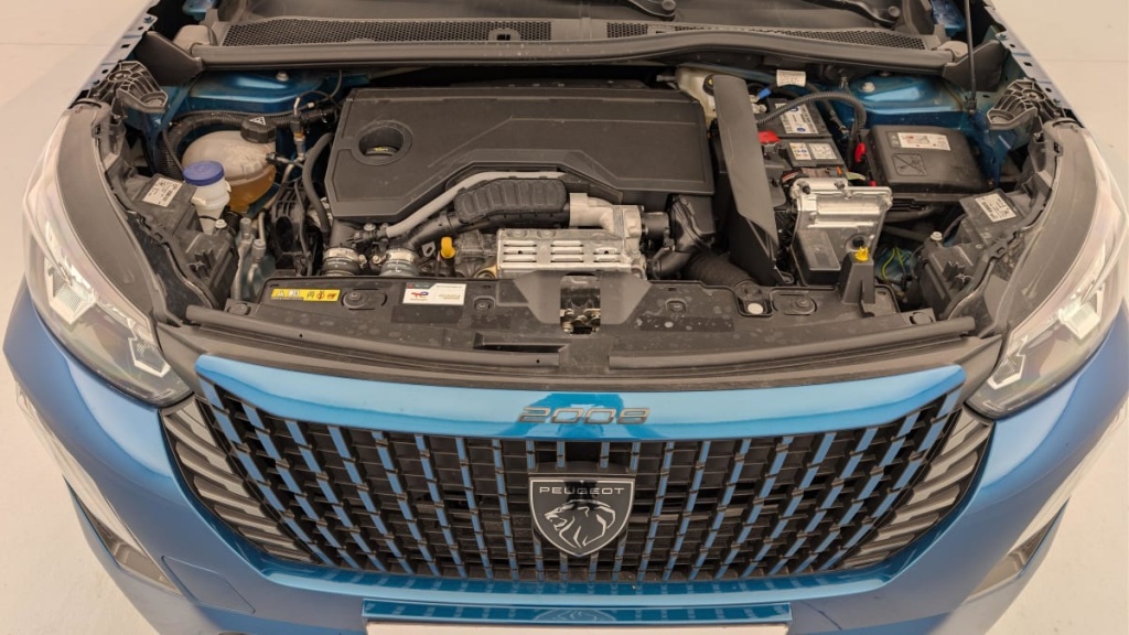 PEUGEOT 2008 Hybrid 145 e-DCS6 Allure - ref: 1-379969 - Photo 20
