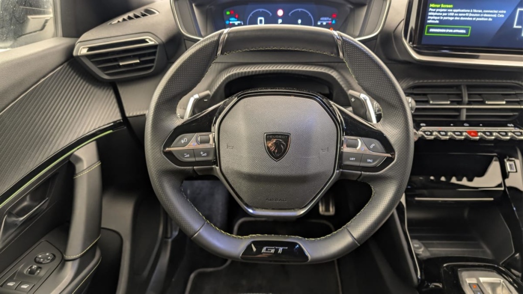 PEUGEOT 2008 PureTech 130 S S EAT8 GT - ref: 1-379979 - Photo 14