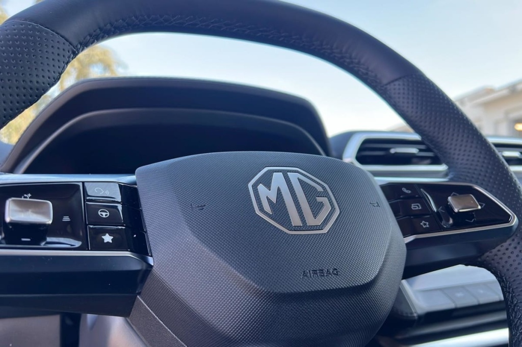 MG ZS 1.5 L Hybrid+ 197 ch Luxury - ref: 1-380743 - Photo 15