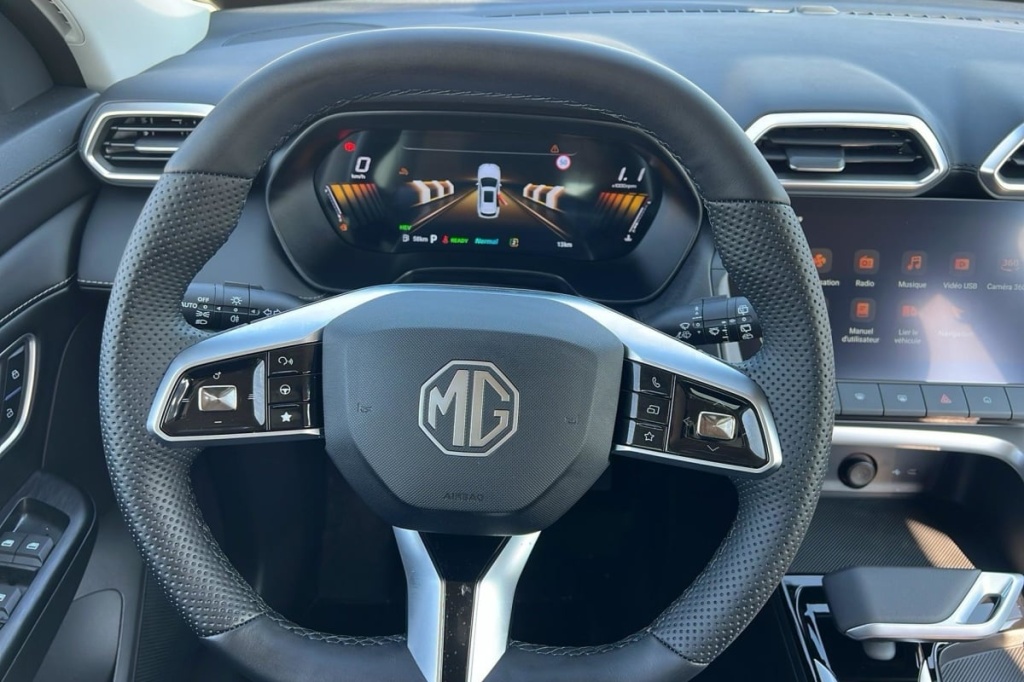 MG ZS 1.5 L Hybrid+ 197 ch Luxury - ref: 1-380745 - Photo 14