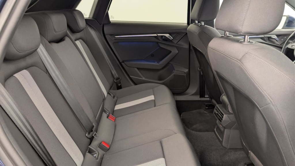 AUDI A3 Sportback 30 TDI 116 S tronic 7 Design - ref: 1-380868 - Photo 10