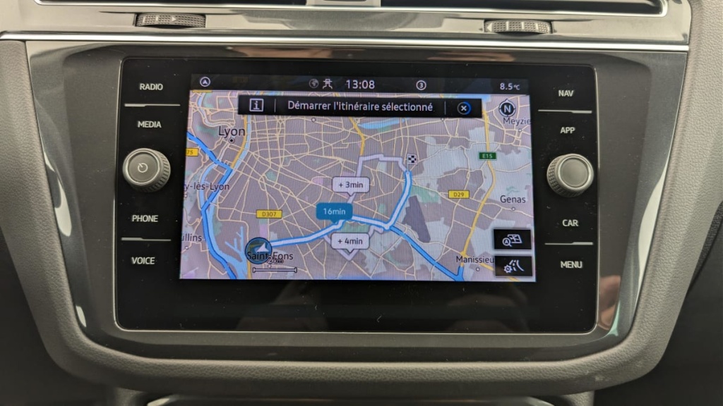 VOLKSWAGEN Tiguan 1.5 TSI 130ch BVM6 Life Plus - ref: 1-381067 - Photo 17