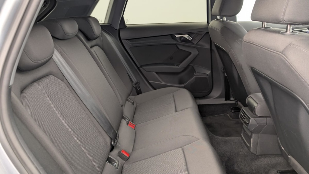 AUDI A3 Sportback 30 TDI 116 S tronic 7 Design - ref: 1-381082 - Photo 10