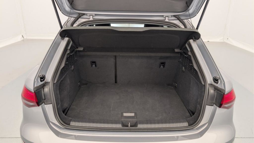 AUDI A3 Sportback 30 TDI 116 S tronic 7 Design - ref: 1-381082 - Photo 11