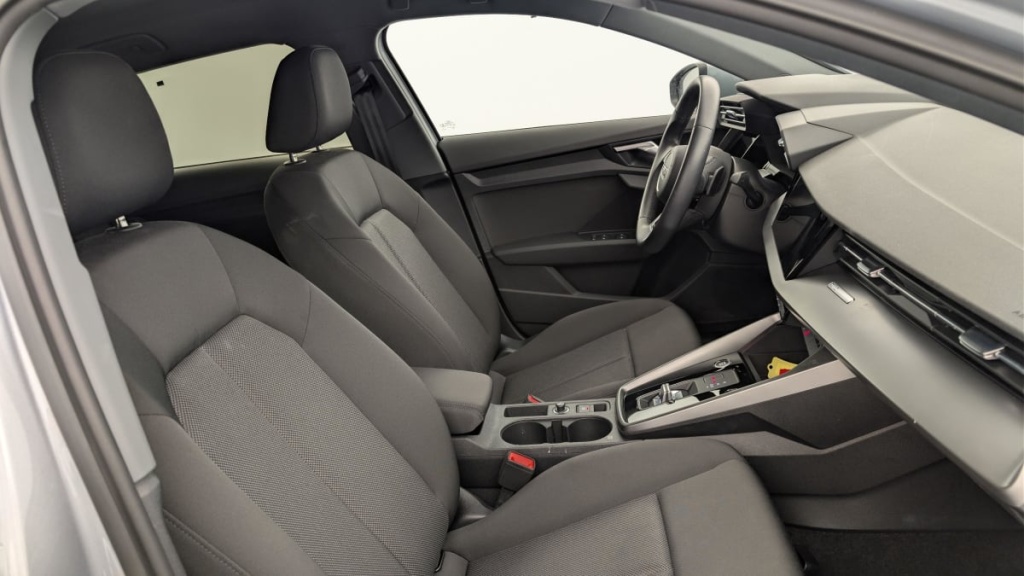 AUDI A3 Sportback 30 TDI 116 S tronic 7 Design - ref: 1-381082 - Photo 9