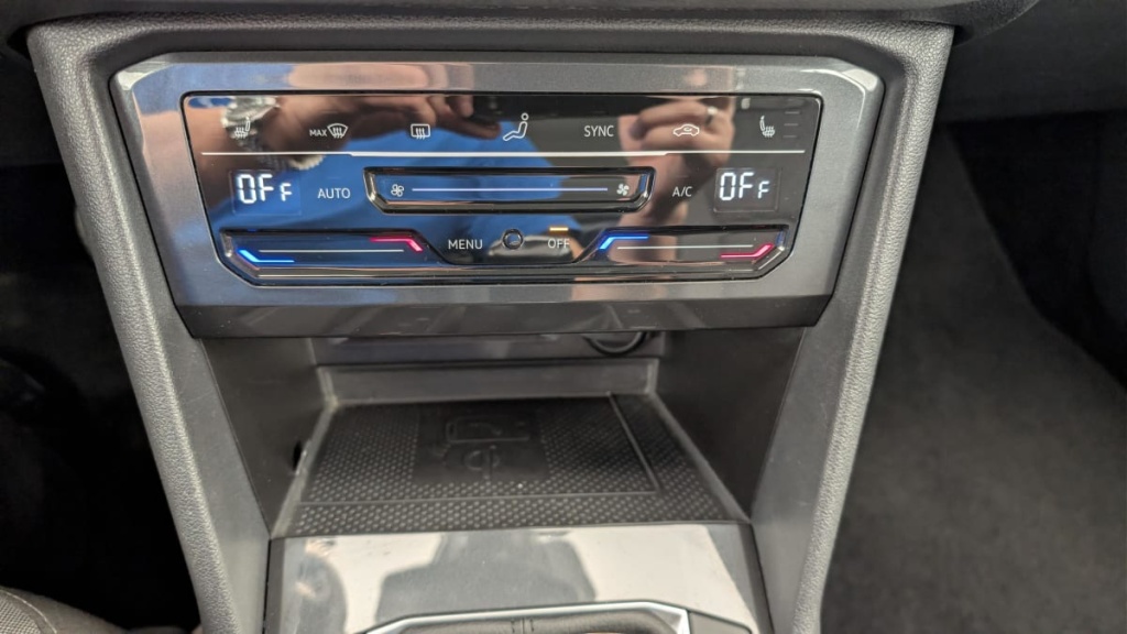 VOLKSWAGEN Tiguan 2.0 TDI 122CH BVM6 LIFE - ref: 1-381187 - Photo 19