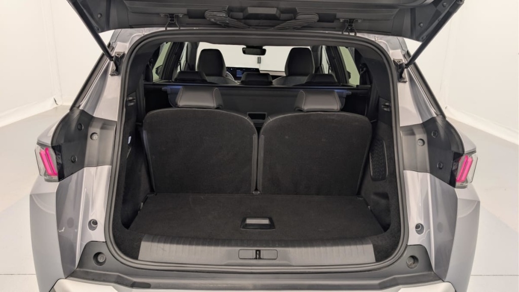 PEUGEOT 5008 HYBRID 145 CH E-DCS6 ALLURE - ref: 1-382162 - Photo 11