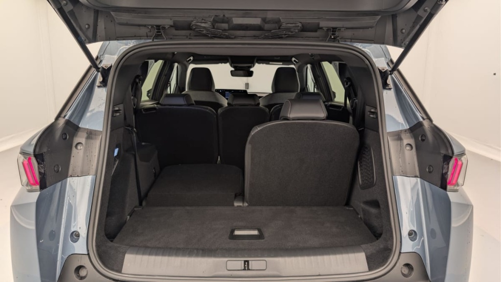 PEUGEOT 5008 HYBRID 145 CH E-DCS6 ALLURE - ref: 1-382333 - Photo 11