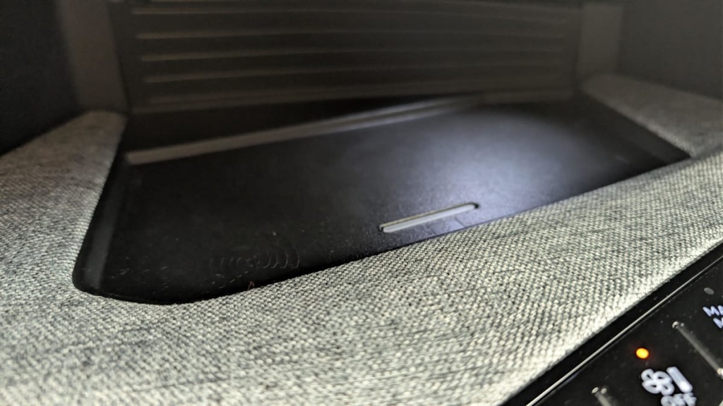 PEUGEOT 5008 HYBRID 145 CH E-DCS6 ALLURE - ref: 1-382333 - Photo 20