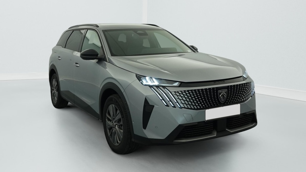PEUGEOT 5008 HYBRID 145 CH E-DCS6 ALLURE - ref: 1-382334 - Photo 1