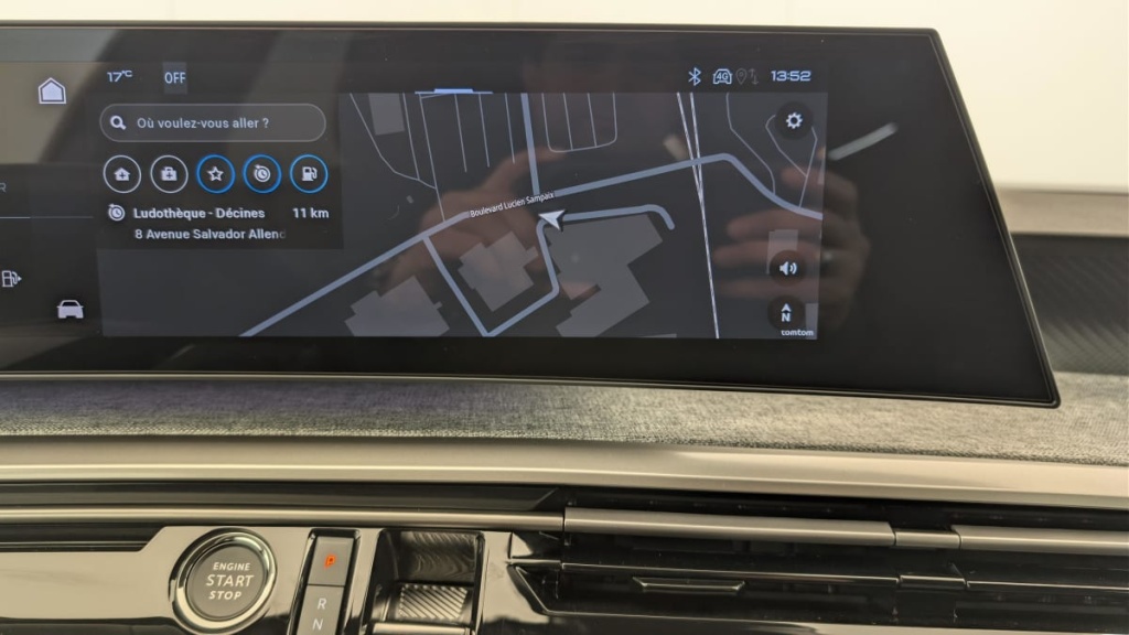 PEUGEOT 5008 HYBRID 145 CH E-DCS6 ALLURE - ref: 1-382335 - Photo 17