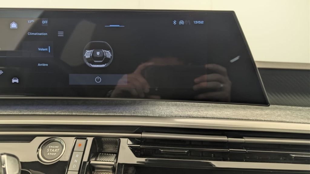 PEUGEOT 5008 HYBRID 145 CH E-DCS6 ALLURE - ref: 1-382335 - Photo 20