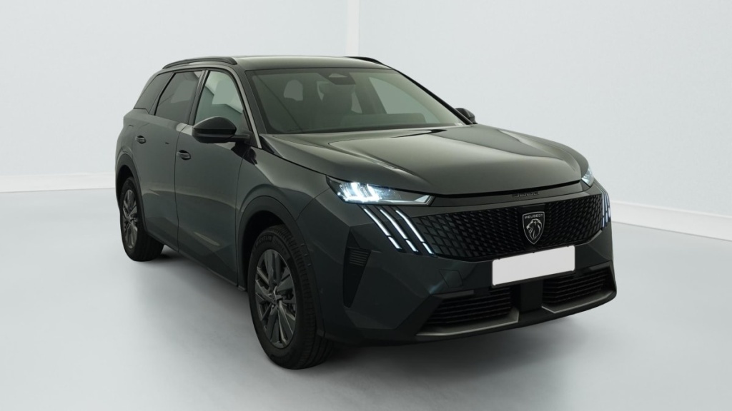 PEUGEOT 5008 HYBRID 145 CH E-DCS6 ALLURE - ref: 1-382336 - Photo 1