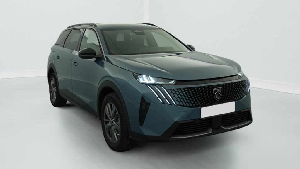 PEUGEOT 5008 HYBRID 145 CH E-DCS6 ALLURE - ref: 1-382337 - Photo 1
