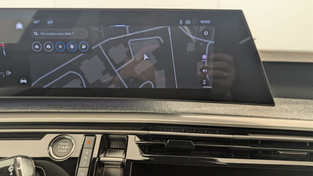 PEUGEOT 3008 Hybrid 145 e-DCS6 Allure - ref: 1-382503 - Photo 18